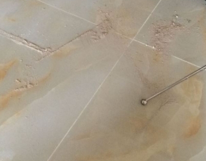 盐城市瓷砖空鼓维修公司分享粘合剂选择不当在瓷砖铺贴过程中可能导致以下问题